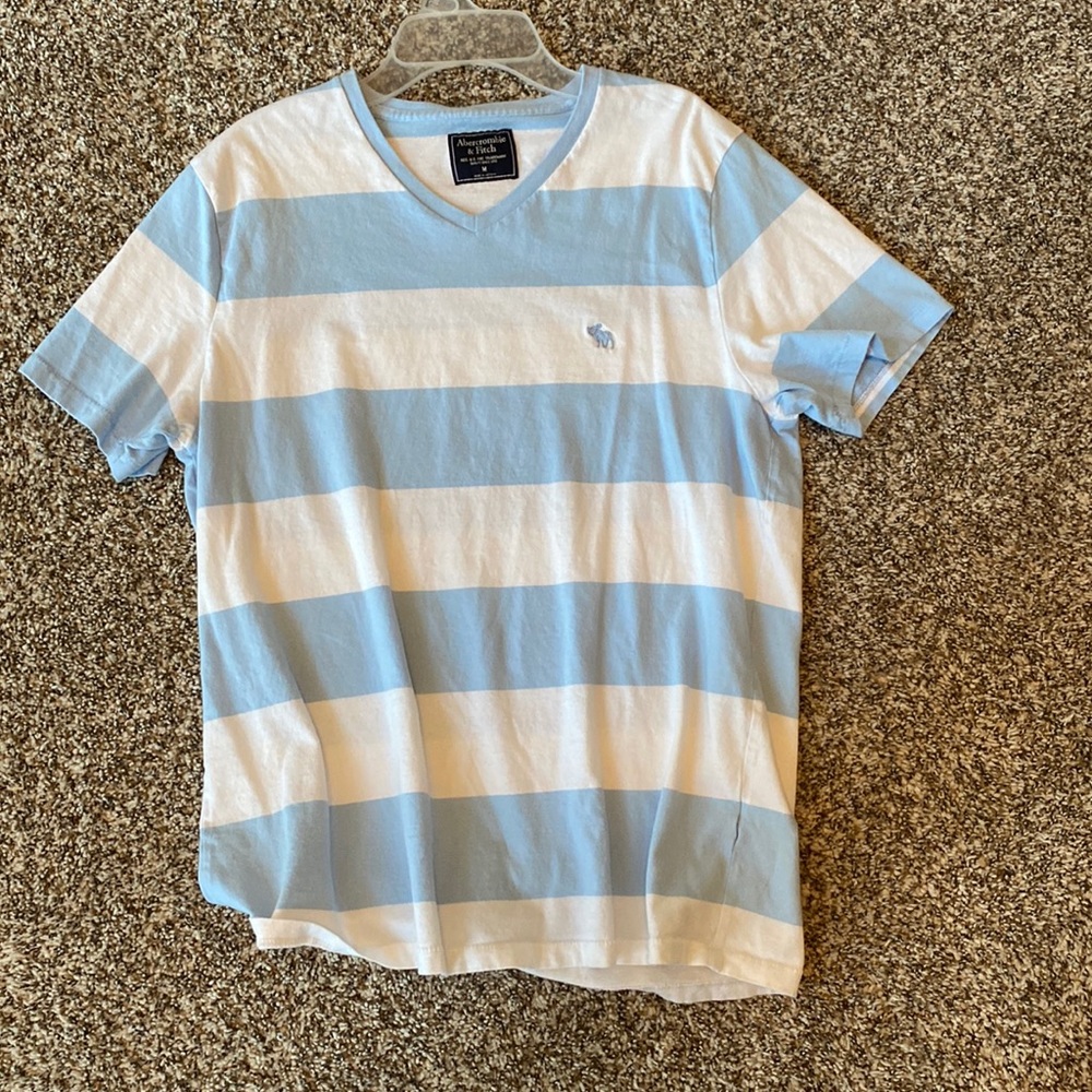 Abercrombie and Fitch t shirt